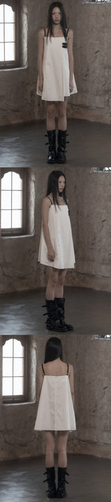 [mnem] バックルナイロンミディドレス(white)