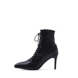 サテンスティレットアンクルヒール(ブラック)