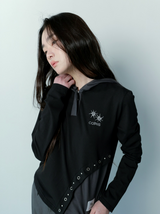 コントゥアアイレットポイントスリムフィットフードTシャツ