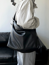 Venta Leather Crossbody Bag