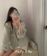 Ribbon shirring blouse(2color)