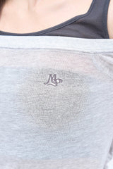 オフショルダーレイヤードTシャツ / off shoulder layered TEE
