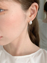 Twinkle mini dot earrings