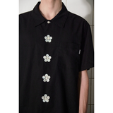 BUTTON FLOWER HALF SHIRT / BLACK