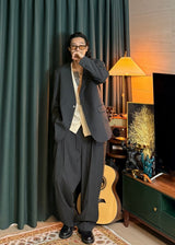 ノーカラーストリペッドVジップスラックス 2カラー