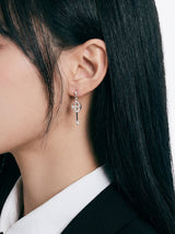 コンパスキー01ピアス