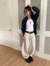 NEEDS SLEEVELESS (4C)