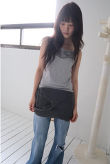 frill sleeveless (3c)