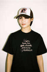 Curly Text Tee - Black 