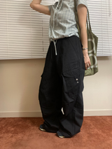 コナワイドパンツ