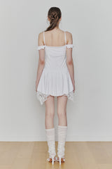 ペタルラッフルドレス white