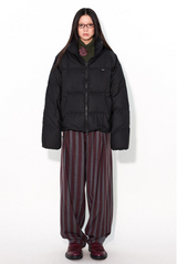 Soft and fluffy protein leather stand-collar short and neat down jacket