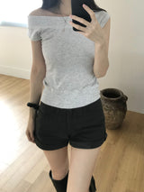 off-shoulder T-shirt (2 colors)