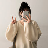 Ind boxy punching balloon V-knit