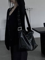 two-eyelet square shoulder bag