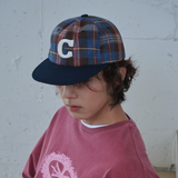 Cロゴ チェック キャップ (Brown Check)