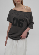 [MADE] フリーピボートネックプリンティド半袖Tシャツ