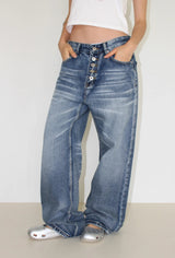 5-BUTTON WASHED DENIM