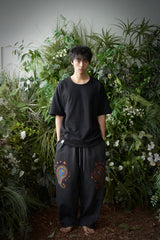 ESSENTIAL PLEAT U-NECK 1/2 TEE (Black)