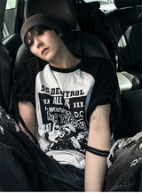 dwell control raglan short-sleeved T-shirt
