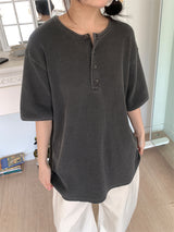 WAFFLE BUTTON OVERSIZED TEE (3C)