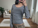 slim stripe u neck tee