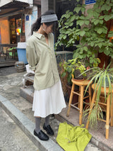 [prts made] リラックスフィットウォッシュシャツ（ペールオリーブ）