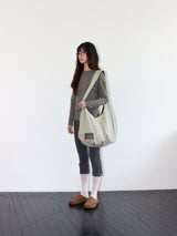 リバーシブルポケットバッグ (BEIGE & KHAKI)