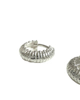 Layer of U earring (silver)