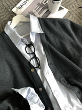  Deface Daily Semi-Cropped V-Neck Overfit Cardigan