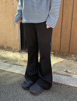 レヒブーツカットパンツ