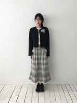 Three-Quarter Ribbed Knit Tee