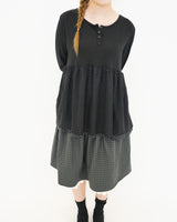 Dot flare layered top / black