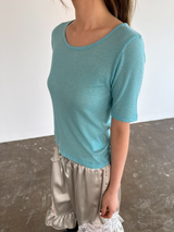 スラッシュスリムTシャツ