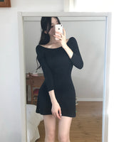 [MADE] Fit&slim boatneck mini dress