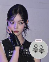 [Hearts2Hearts Yuha Piercing] Coquette Laced Ribbon and Heart Huggies Piercing