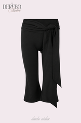 Medley Strap Shirring Capri Pants