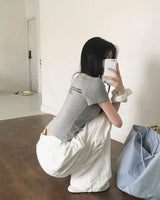 "ONLY" レタリングUネックショートスリーブTシャツ