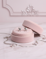 [NMIXX Kyujin Earrings] アーバンバンデージシェイプピアス - Silver Color