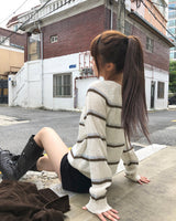 Trsen ストライプボタンヘンリーネック長袖ニット