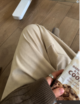 Yogis Wide-Fit Single-Tuck Corduroy Pants