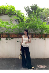 lovely short-sleeved frill sleeveless blouse