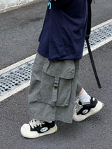 buckle flap cargo bermuda pants