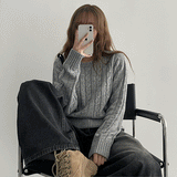 [Choose round neck/V-neck!] ベルモントムセミクロップケーブルニット (8 colors)