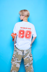 オクトパスフットボールTシャツ（オレンジ）
