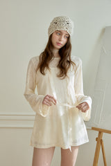 FLUTTER SHEER LONG BLOUSE