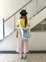 ナイン クロップ Tシャツ