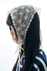 Silta lace mesh kerchief