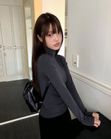 ニリンポルカドットレイヤードフリースタートルネックT