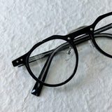 Refined Stud Round Frame